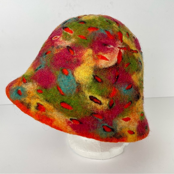Source Unknown Accessories - Handmade Felted Wool Hat